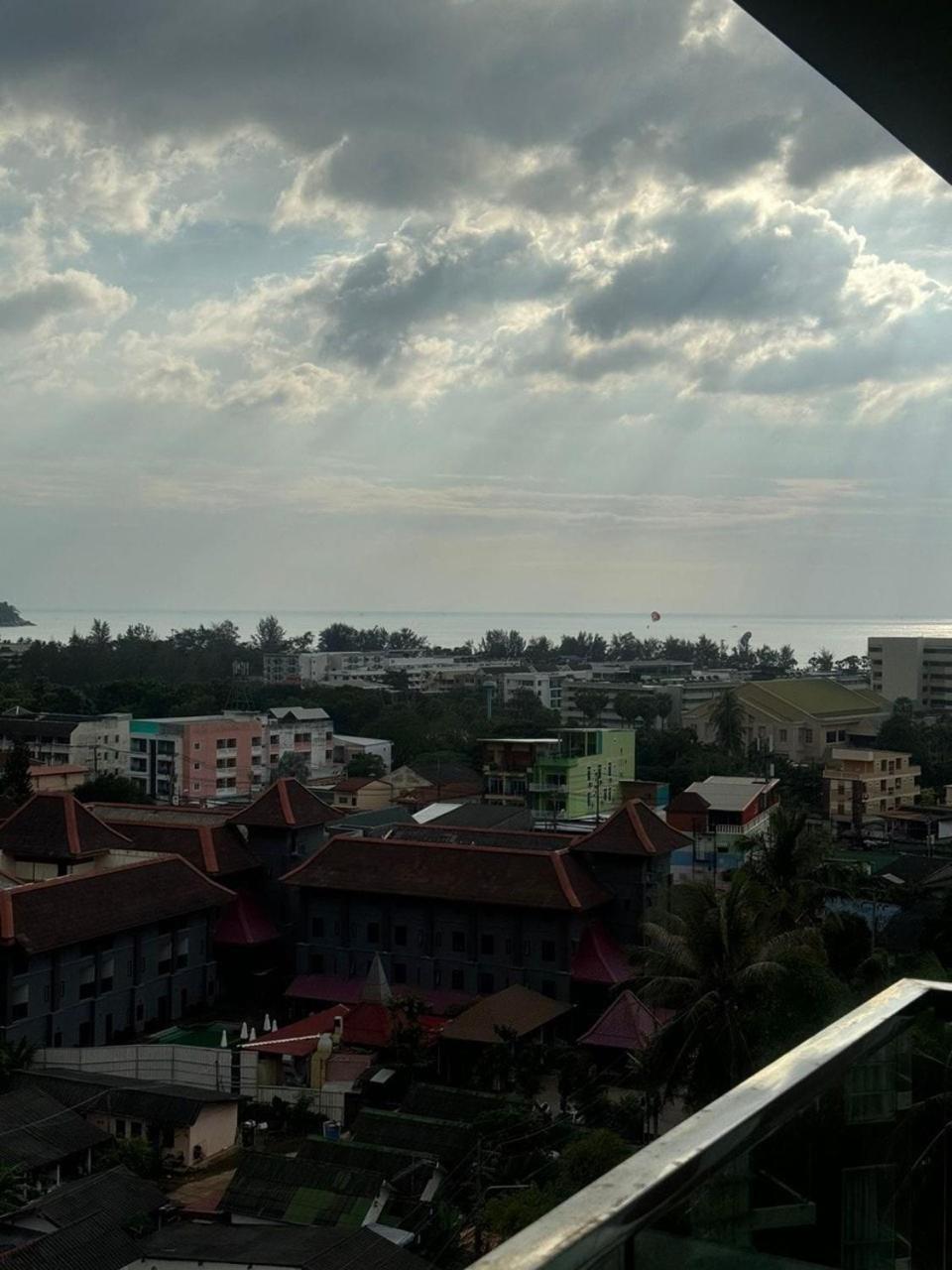 2 Bdr Sea View Chic Condo Karon المظهر الخارجي الصورة