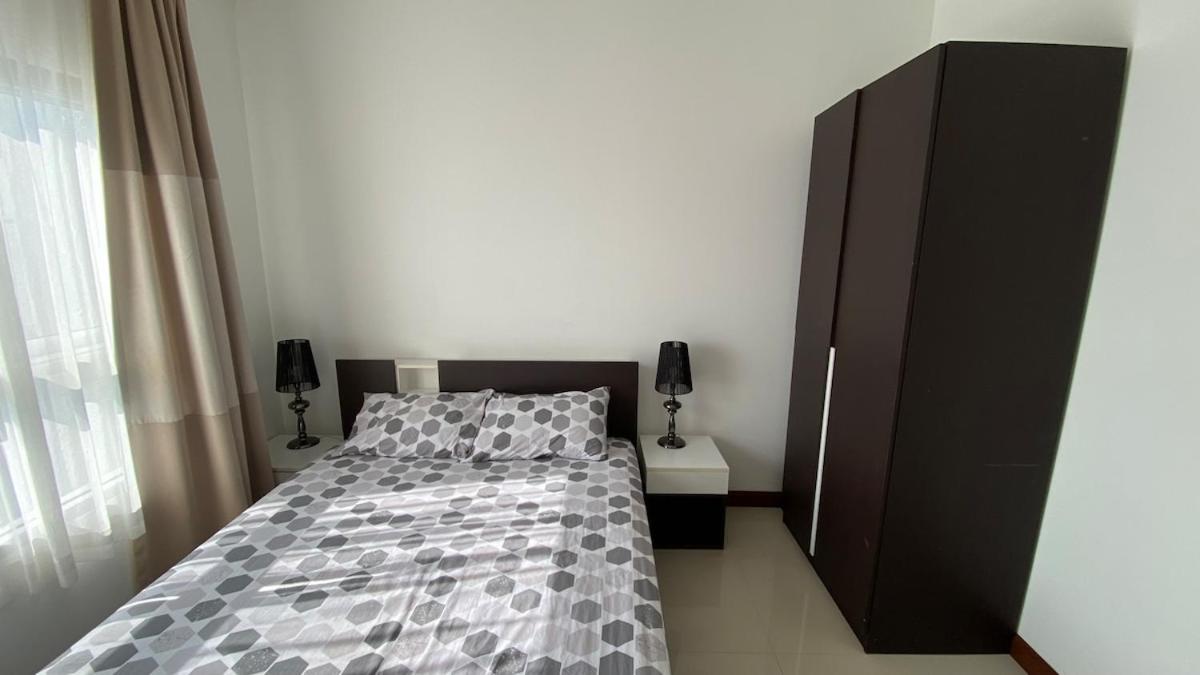 2 Bdr Sea View Chic Condo Karon المظهر الخارجي الصورة